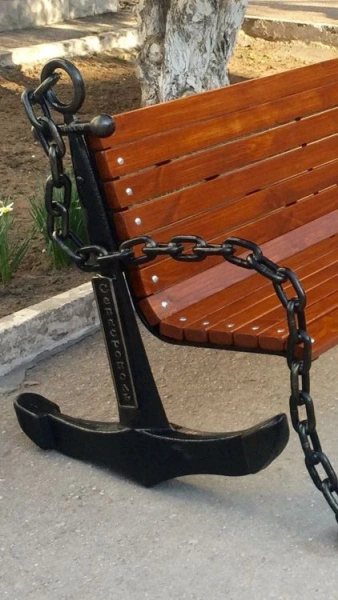 Скамейка чугунная «Якорь» 1,2 м