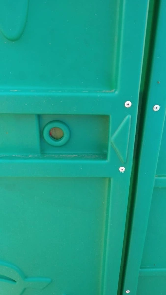 Туалетная кабина КК «Дачник» (бак 150 л) 